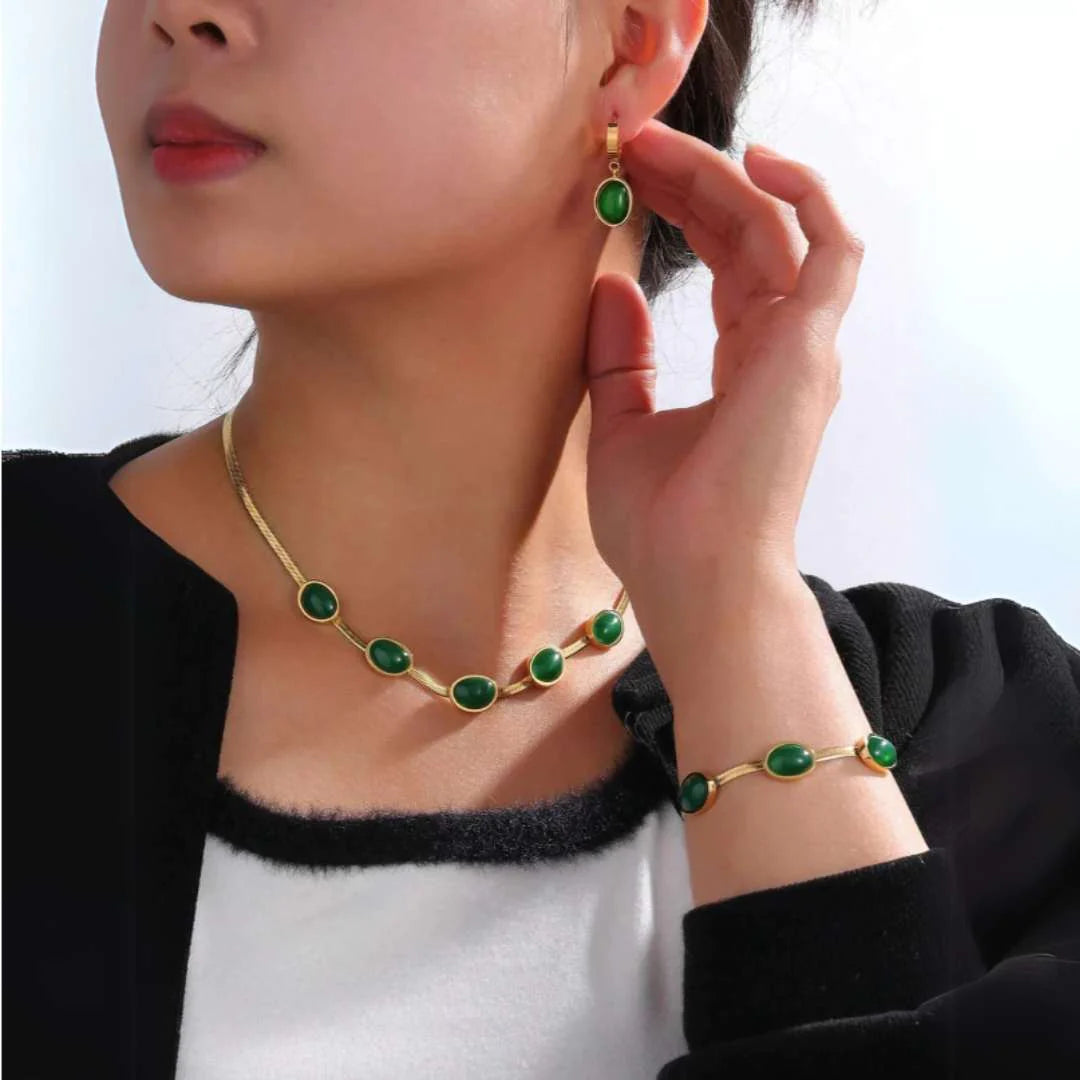 Oval Green Crystal Pendant Necklace Set With Bracelet